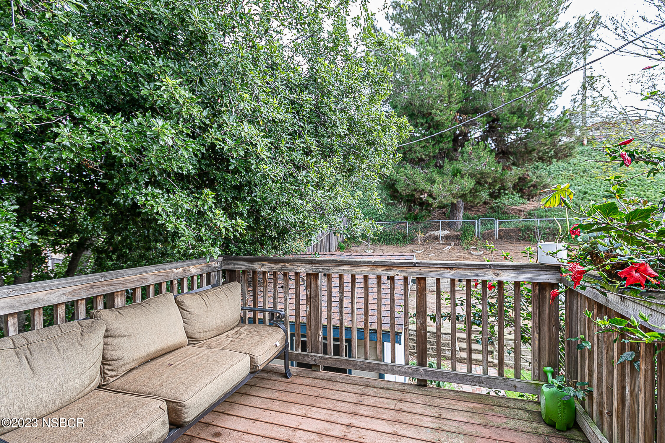 527 Sunbeam Road Lompoc, CA 93436 - Photo 11 of 29 527SunbeamRd_upstairs deck