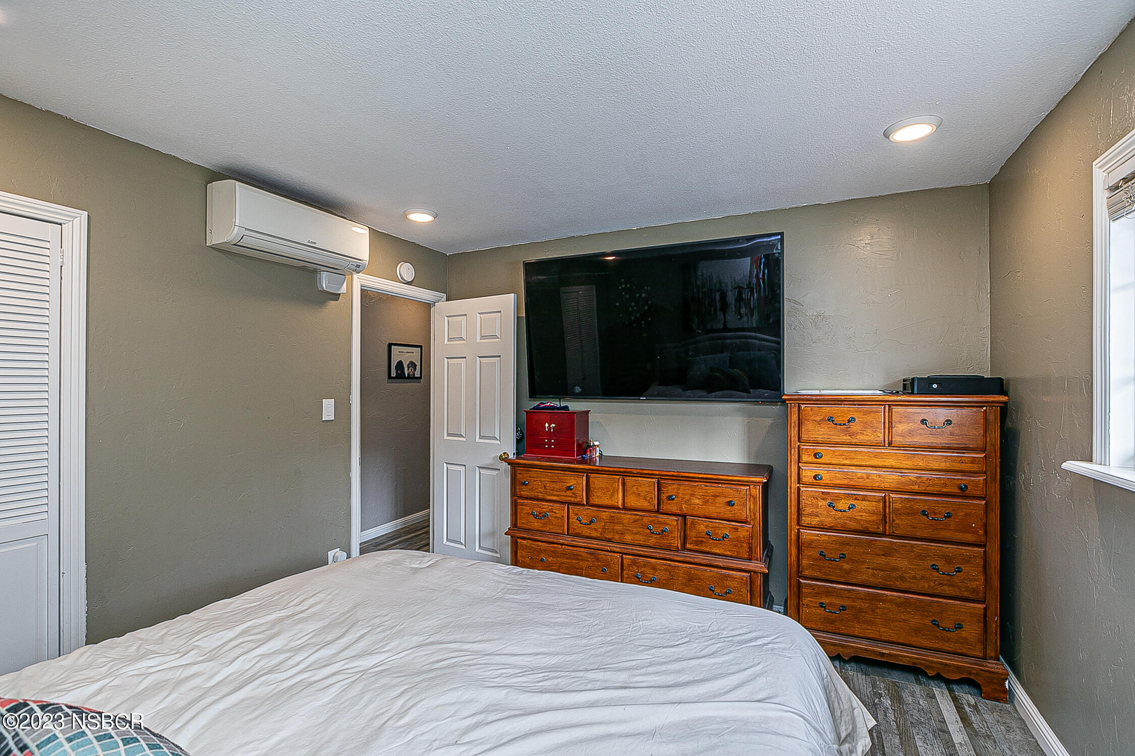 527 Sunbeam Road Lompoc, CA 93436 - Photo 17 of 29 527SunbeamRd_bdrm 1a