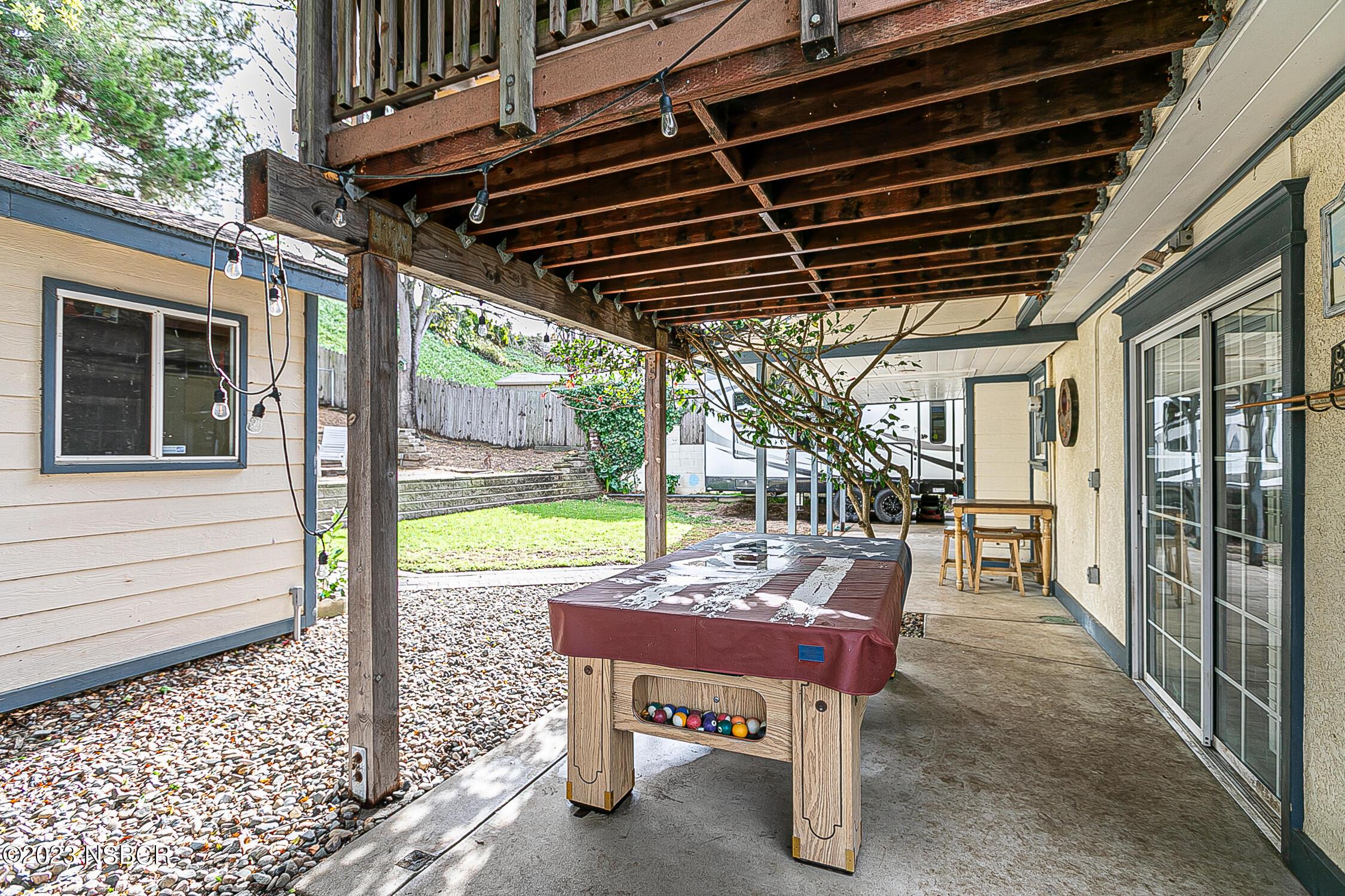 527 Sunbeam Road Lompoc, CA 93436 - Photo 22 of 29 527SunbeamRd_rear patio