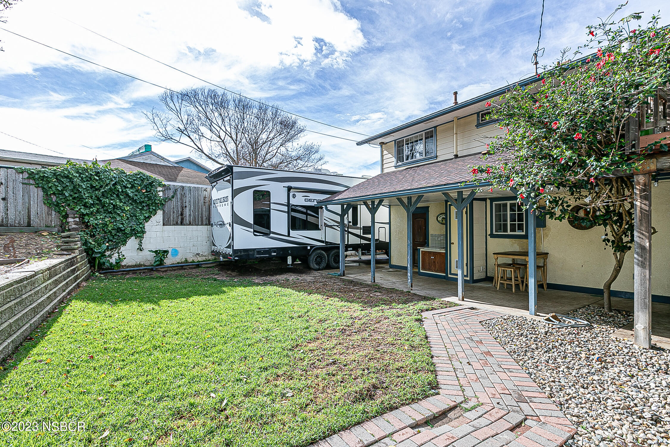 527 Sunbeam Road Lompoc, CA 93436 - Photo 29 of 29 527SunbeamRd_rv parking rear