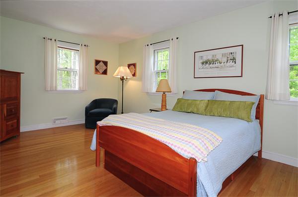 103 Maple Street Sherborn, MA 01770 - Photo 12 of 22 Gallery Image 12