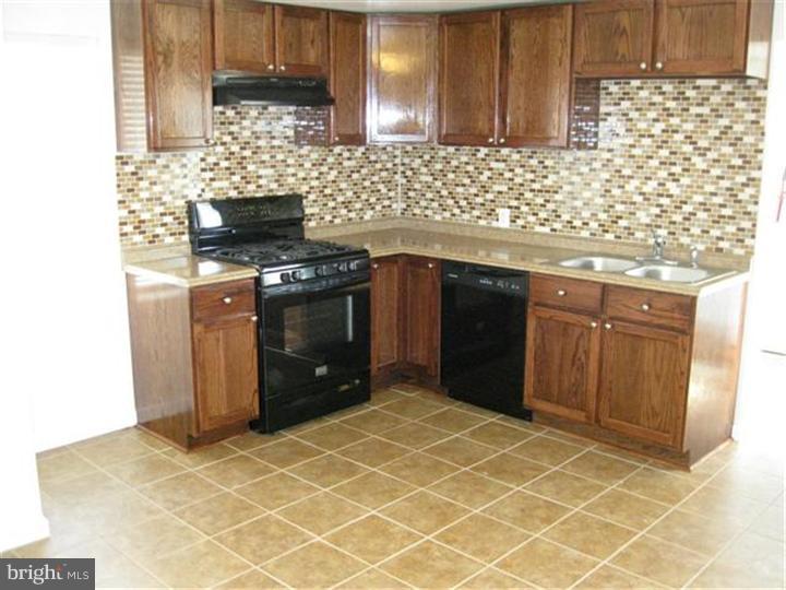 40 Polk Street Riverside, NJ 08075 - Photo 3 of 12