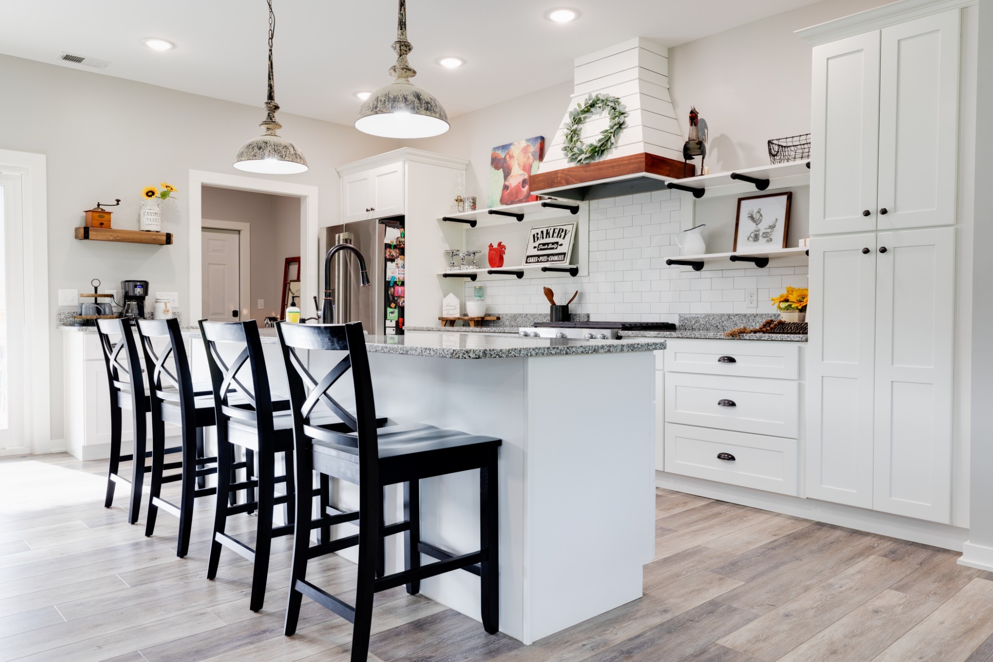 849 Franklin Road Charlotte, TN 37036 - Photo 1 of 50 Gallery Image 1