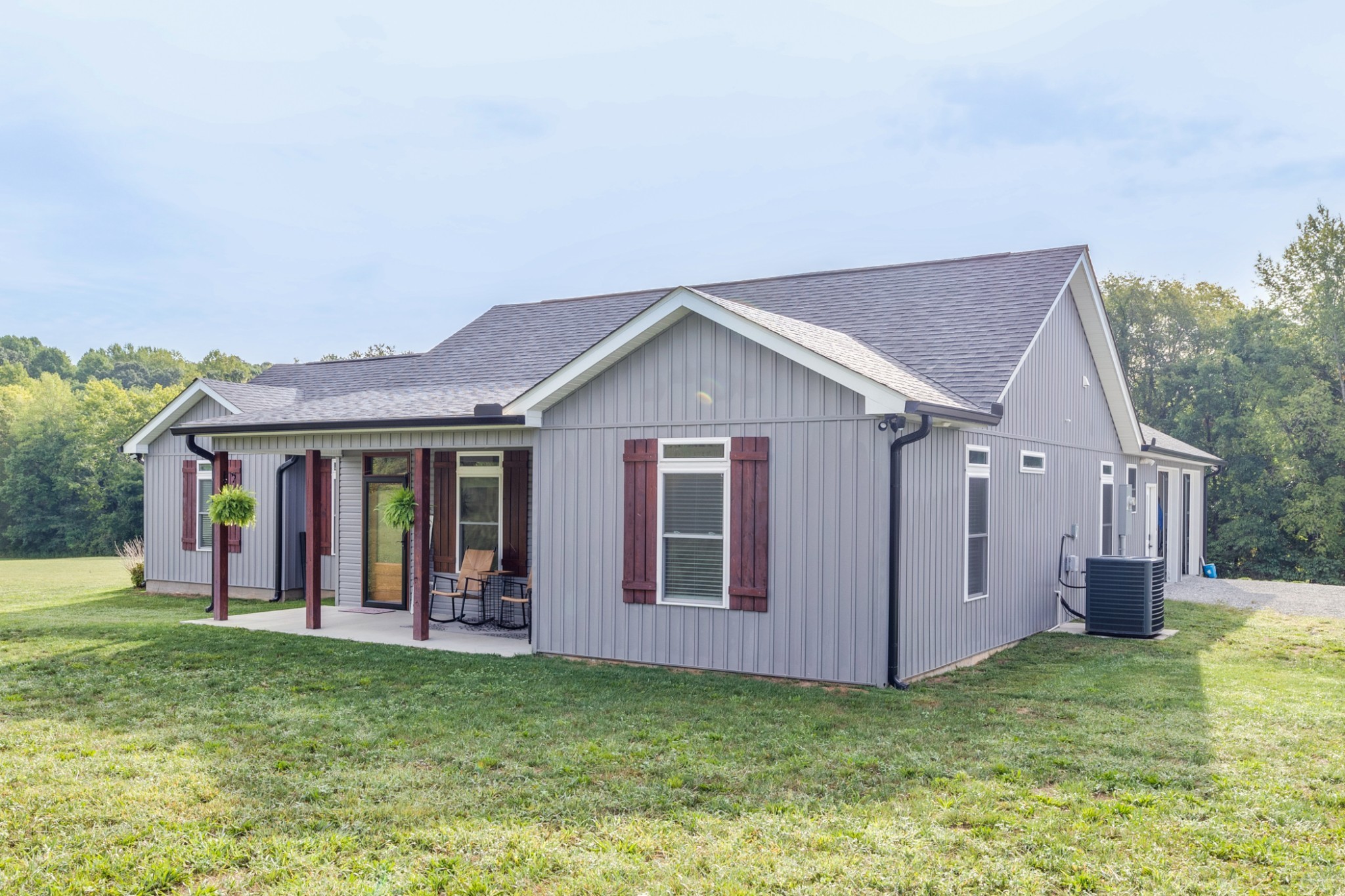 849 Franklin Road Charlotte, TN 37036 - Photo 4 of 50 Gallery Image 4