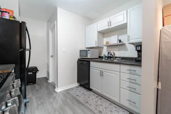 $137,900 | 1422 West 2nd Avenue, Oshkosh, WI 54902