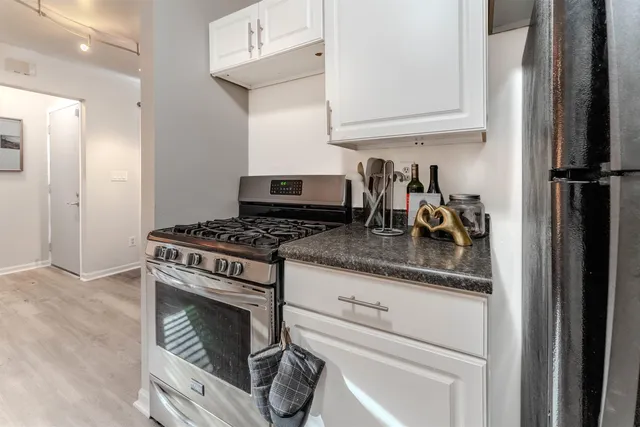 $139,900 | 1422 West 2nd Avenue, Oshkosh, WI 54902