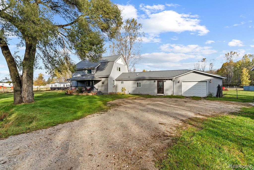 4576 West Baker Road Coleman, MI 48618 - Photo 2 of 40