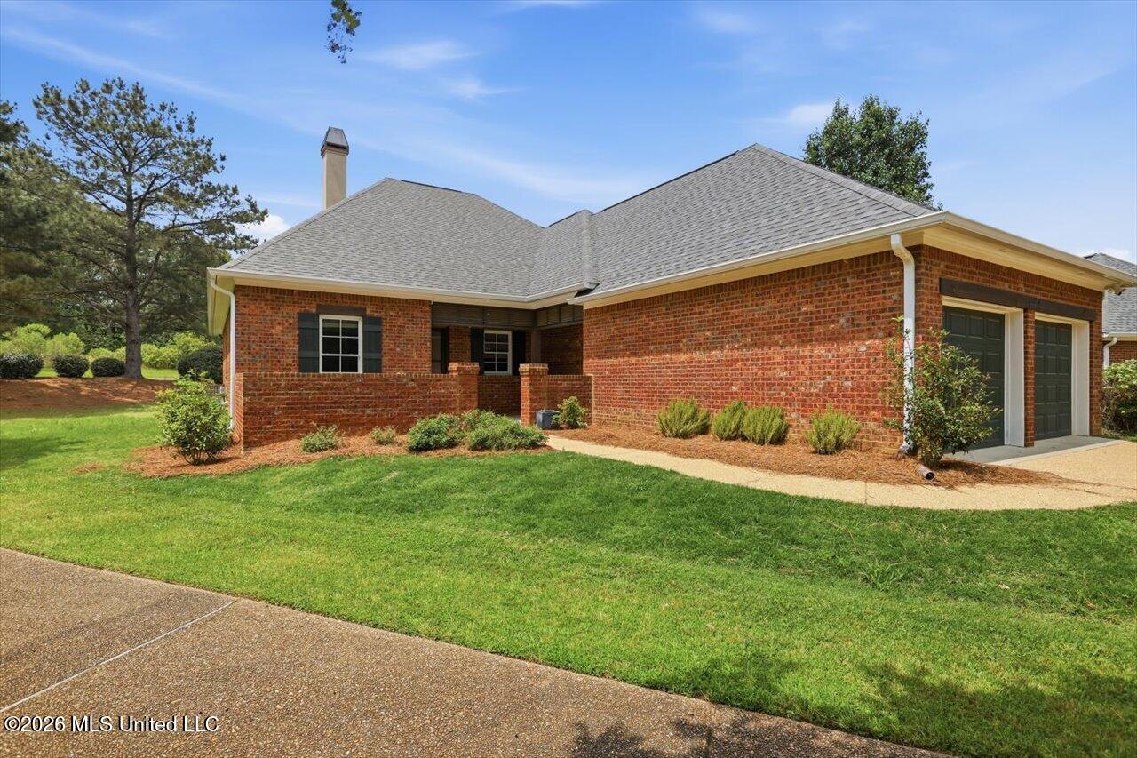 151 Camden Court Madison, MS 39110 - Photo 2 of 30 02-151 Camden Lake Dr _ Hometoursms.com