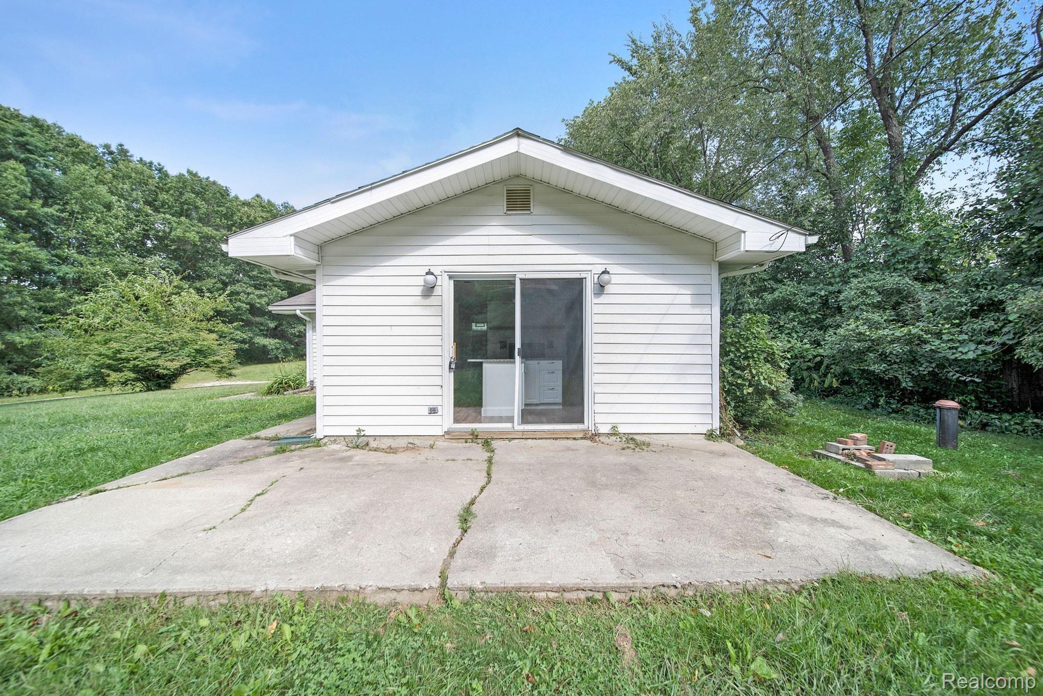 5444 Rood Road Holly, MI 48442 - Photo 6 of 23 5444-Rood_5.jpg