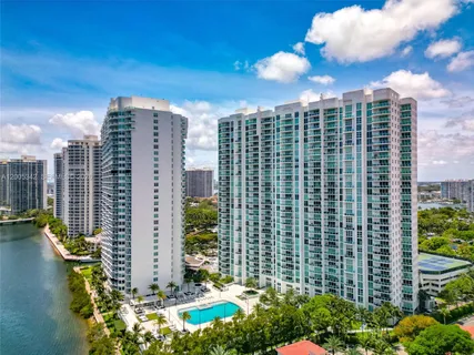 $2,095,000 | 3301 Northeast 183rd Street, Unit 1604, Aventura, FL 33160