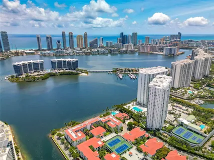 $2,095,000 | 3301 Northeast 183rd Street, Unit 1604, Aventura, FL 33160