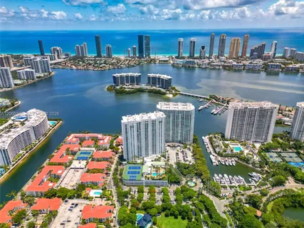$2,095,000 | 3301 Northeast 183rd Street, Unit 1604, Aventura, FL 33160