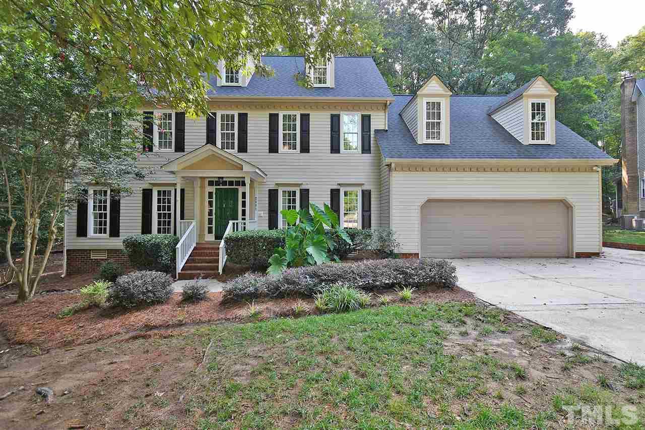 2901 Kenwick Court Raleigh, NC 27613 - Photo 3 of 26