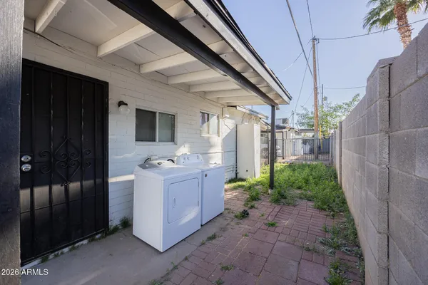 $1,295 | 4208 North 17th Street, Unit 2, Phoenix, AZ 85016