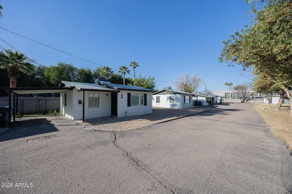 $1,295 | 4208 North 17th Street, Unit 2, Phoenix, AZ 85016