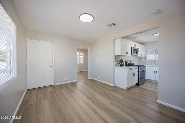 $1,295 | 4208 North 17th Street, Unit 2, Phoenix, AZ 85016