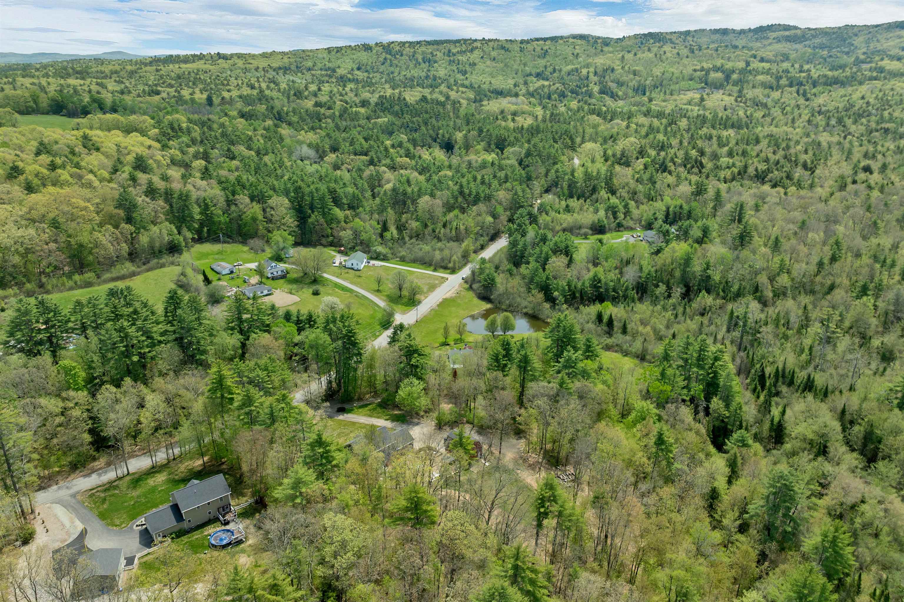 145 Turnpike Road Northfield, NH 03276 - Photo 26 of 58