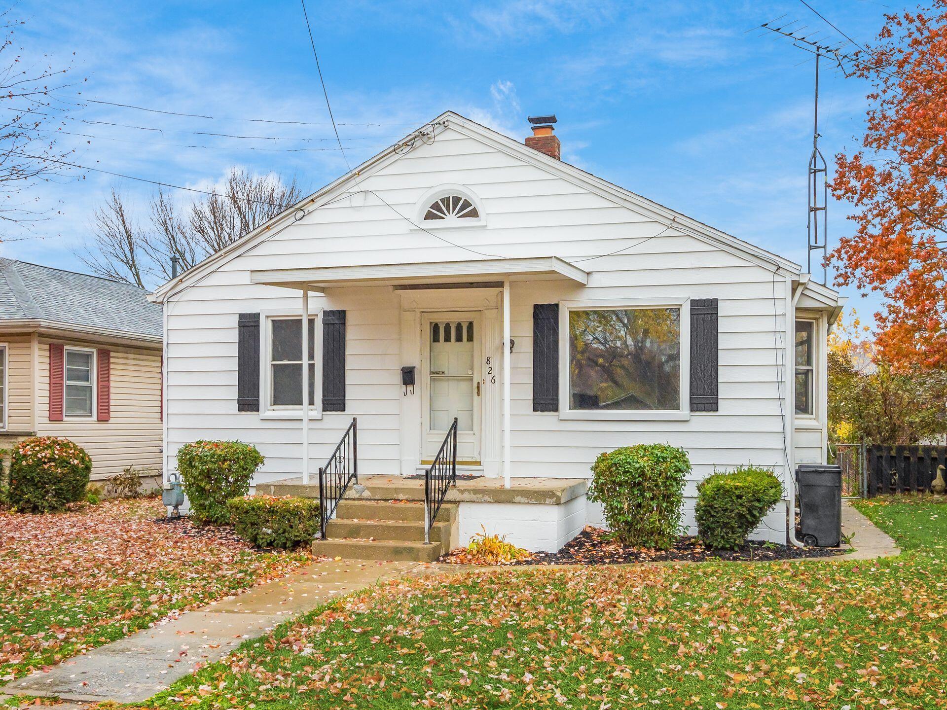 826 Sheridan Road Marion, OH 43302 - Photo 2 of 30 Front Exterior