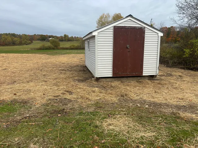 $39,999 | 82 Back Road, Skowhegan, ME 04976