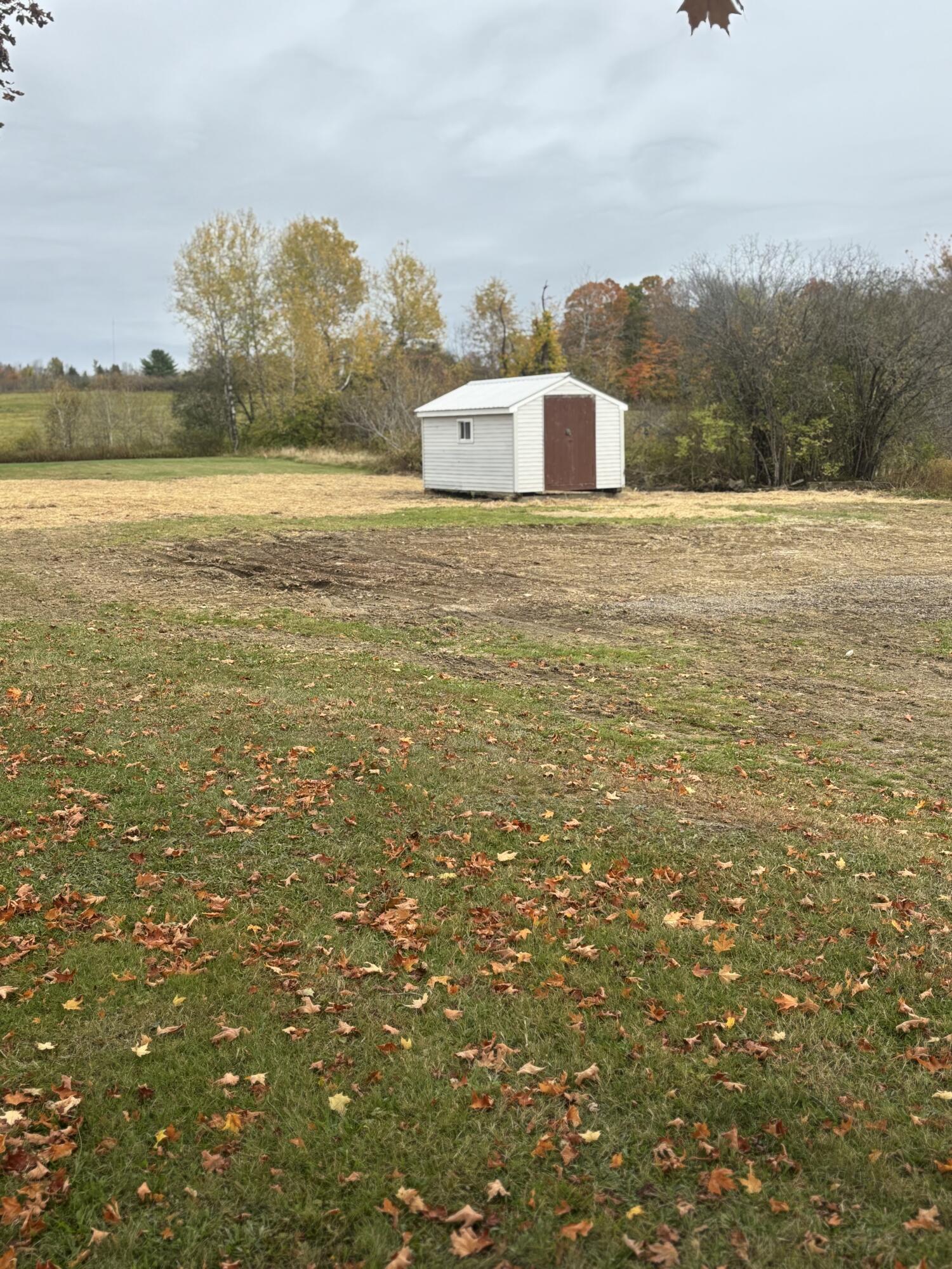 82 Back Road Skowhegan, ME 04976 - Photo 5 of 5 IMG_5277