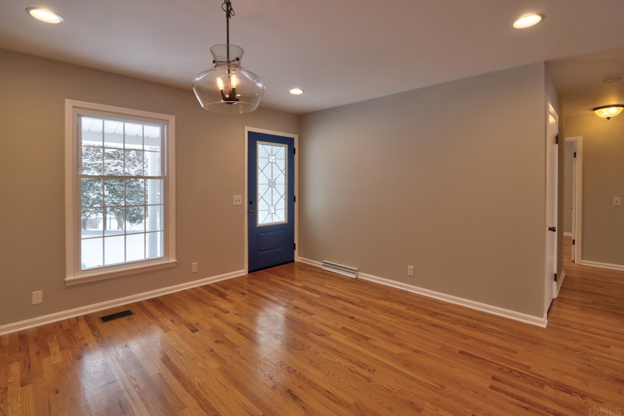 6233 Ferstel Road Newburgh, IN 47630 - Photo 8 of 36 Gallery Image 8