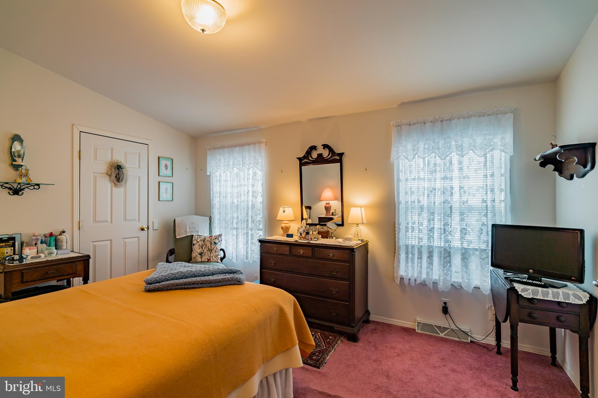 229 Chatham Court Souderton, PA 18964 - Photo 14 of 24 Gallery Image 14