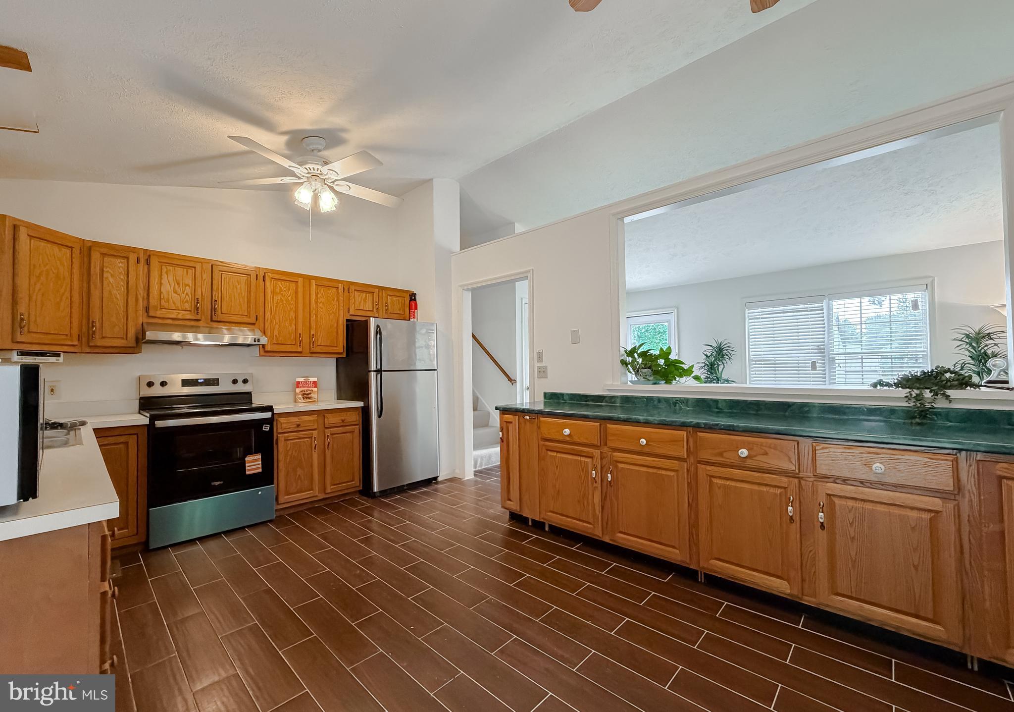 966 Crystal Rock Road Lusby, MD 20657 - Photo 10 of 49 Bran new stove