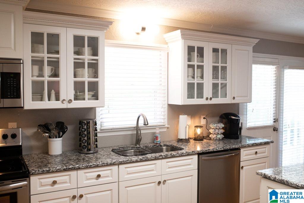 15 Christopher Way Anniston, AL 36207 - Photo 9 of 33