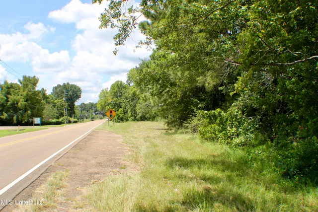 $1,200,000 | Hind Parkway, Byram, MS 39272