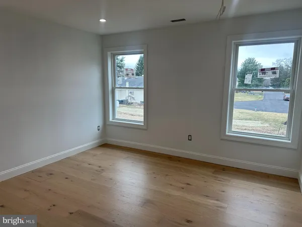 $900,000 | 43 Davisville Road, Southampton, PA 18966