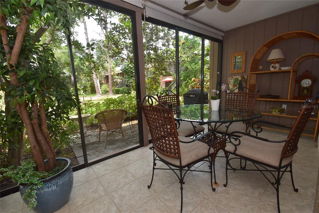 1703 Pelican Cove Road, Unit 356 Sarasota, FL 34231 - Photo 7 of 37