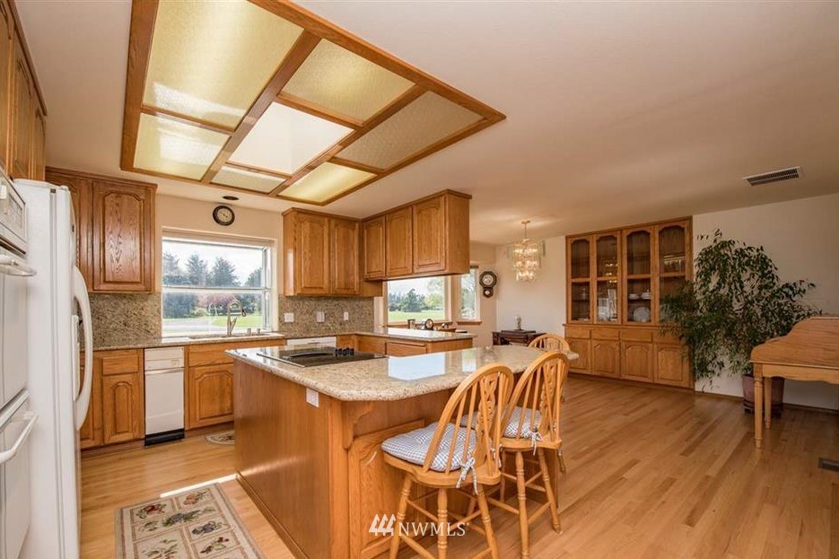 33 Stares Lane Sequim, WA 98382 - Photo 8 of 25 Gallery Image 8