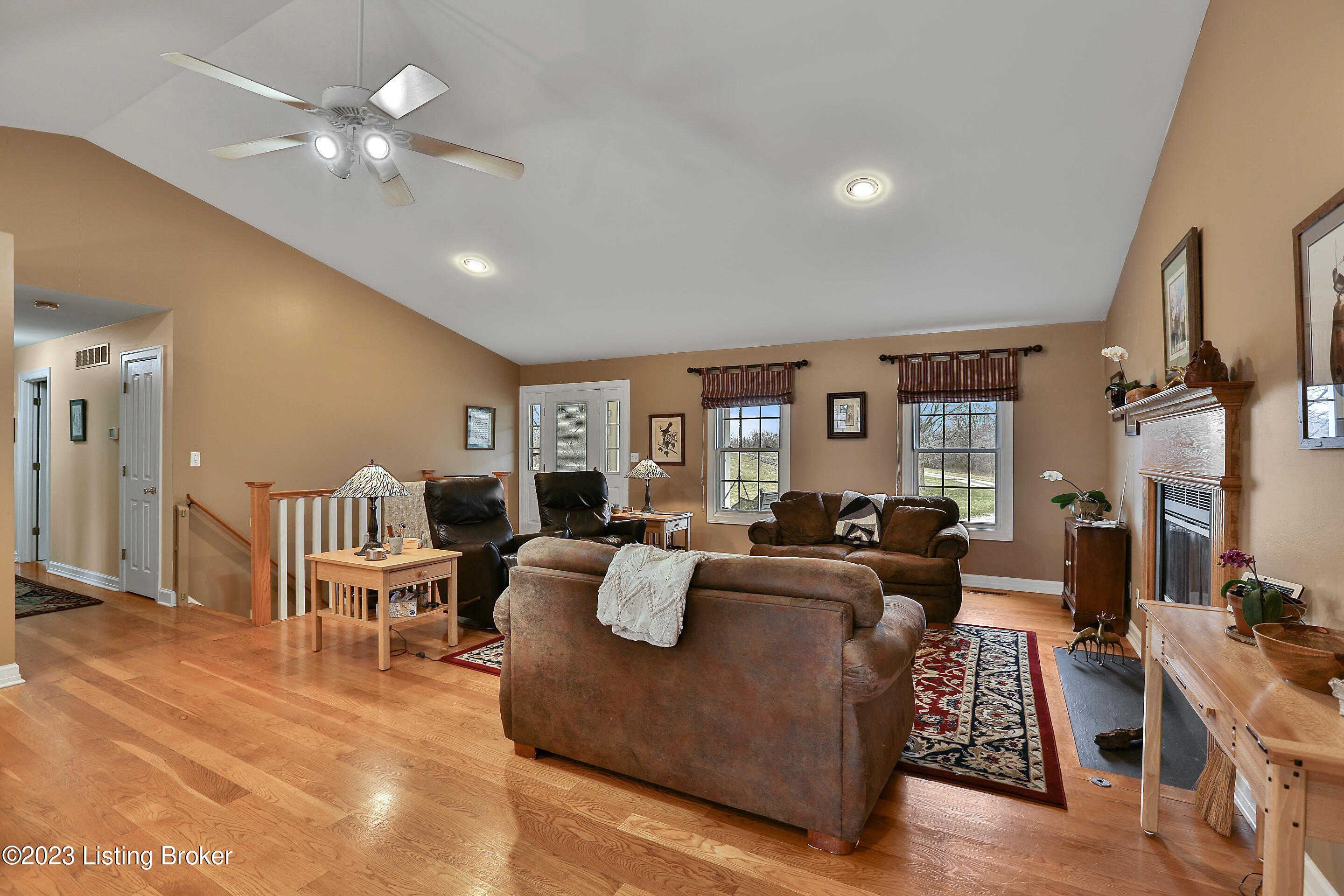 7651 Waddy Road Waddy, KY 40076 - Photo 18 of 82 CT6C4385
