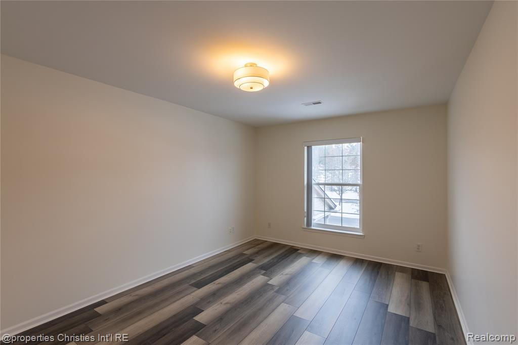 3645 Oakmonte Boulevard Rochester, MI 48306 - Photo 21 of 28 Gallery Image 21