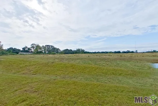 $1,995 | 209 Peppercorn Way, Lafayette, LA 70507