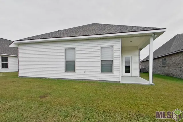 $1,995 | 209 Peppercorn Way, Lafayette, LA 70507