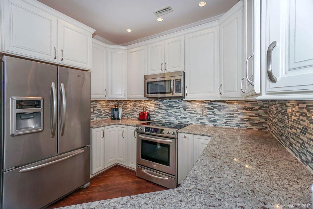 1331 Torrence Circle, Unit 1331 Davidson, NC 28036 - Photo 6 of 31