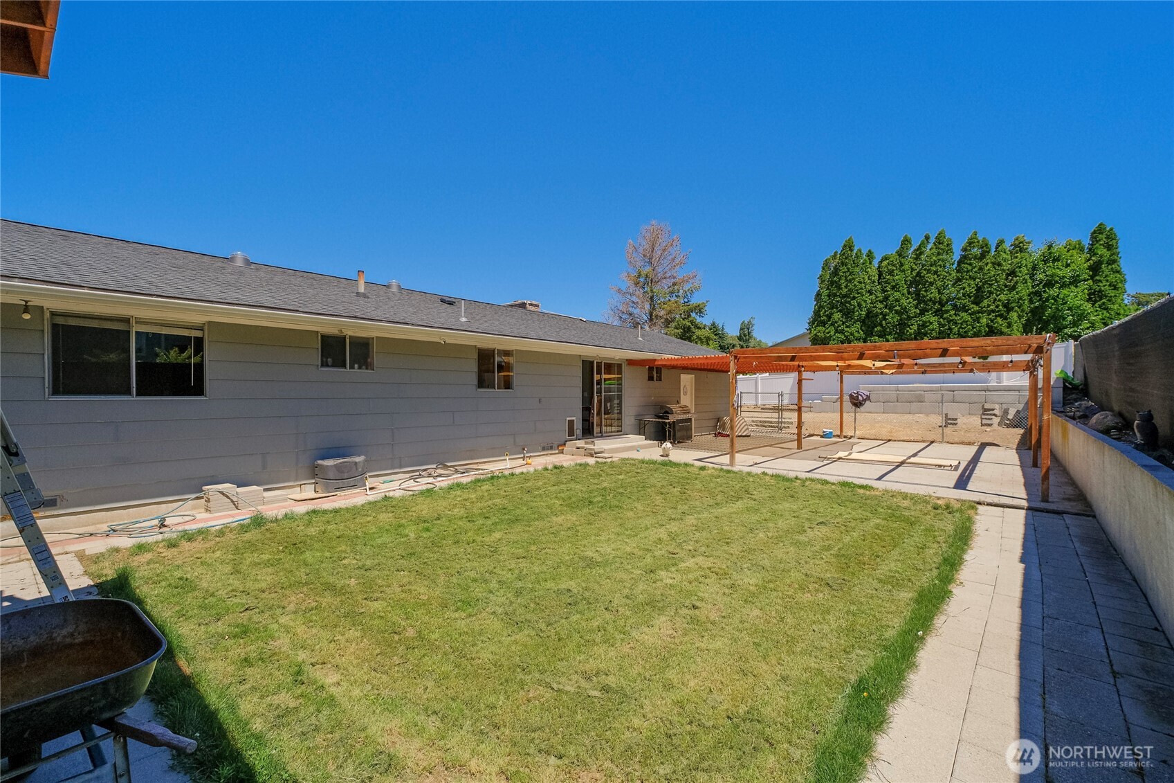 546 Rolfs Court East Wenatchee, WA 98802 - Photo 27 of 35