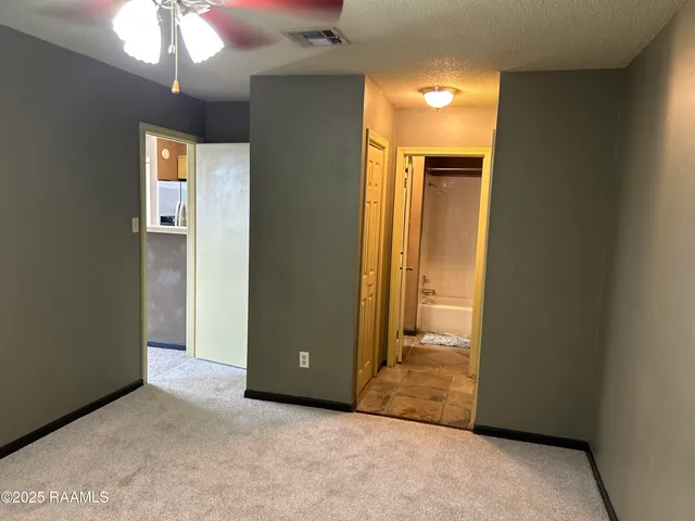 $1,300 | 4620 West Congress Street, Unit 45, Lafayette, LA 70506
