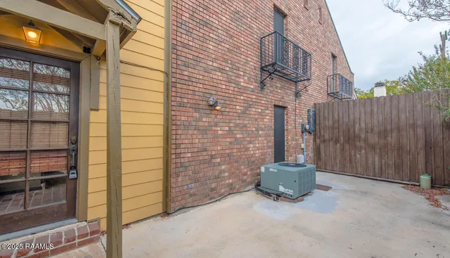 $1,300 | 4620 West Congress Street, Unit 45, Lafayette, LA 70506