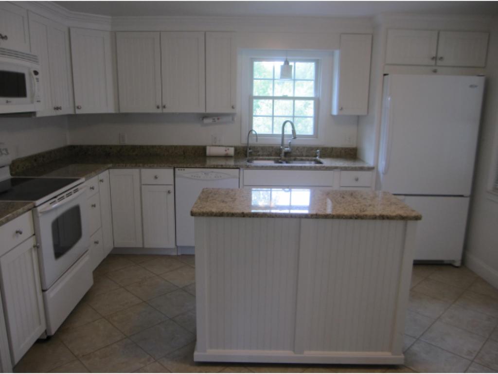 90 Searles Road Nashua, NH 03062 - Photo 11 of 26