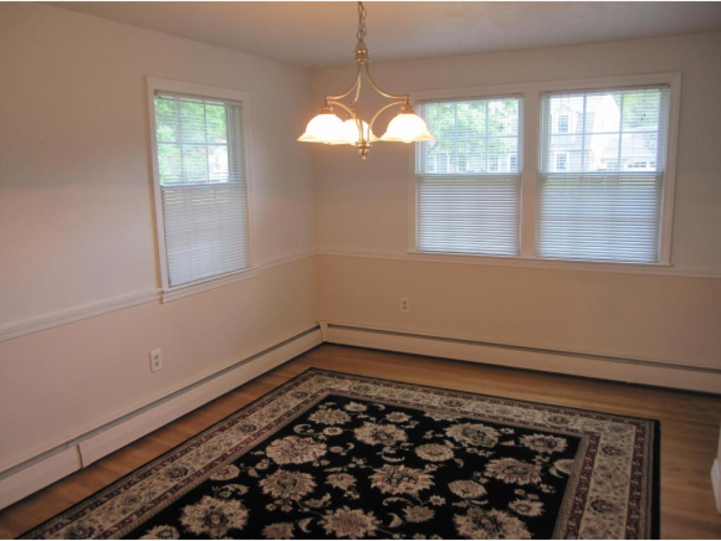 90 Searles Road Nashua, NH 03062 - Photo 12 of 26