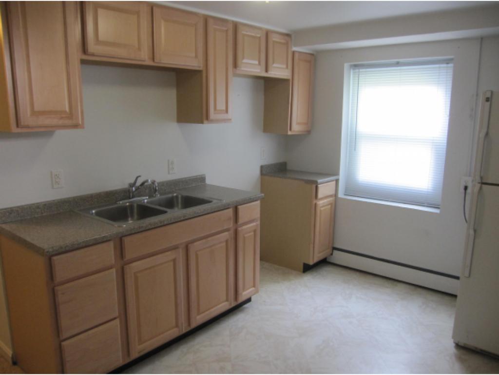 90 Searles Road Nashua, NH 03062 - Photo 19 of 26