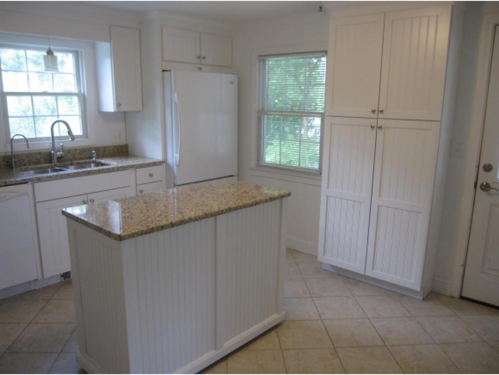 90 Searles Road Nashua, NH 03062 - Photo 10 of 26