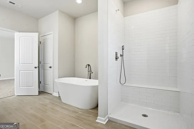 $423,290 | 132 Post Oak Drive, Unit 131, Jackson, GA 30233