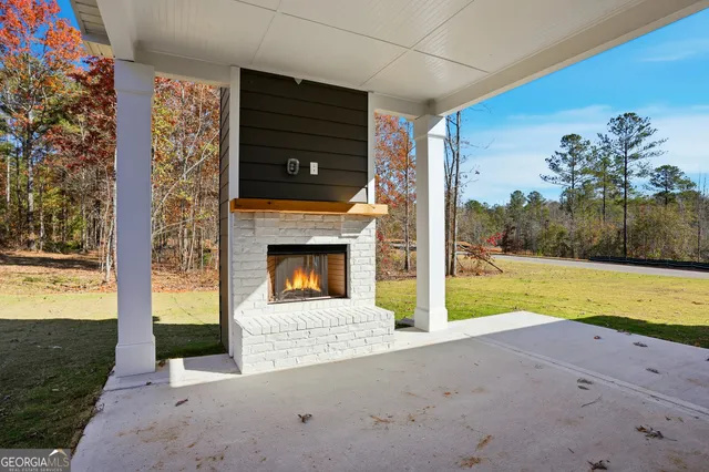 $423,290 | 132 Post Oak Drive, Unit 131, Jackson, GA 30233