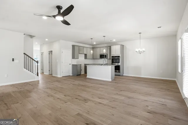 $423,290 | 132 Post Oak Drive, Unit 131, Jackson, GA 30233