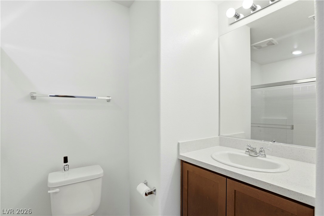 461 Ylang Place Henderson, NV 89015 - Photo 11 of 35 Primary Bathroom