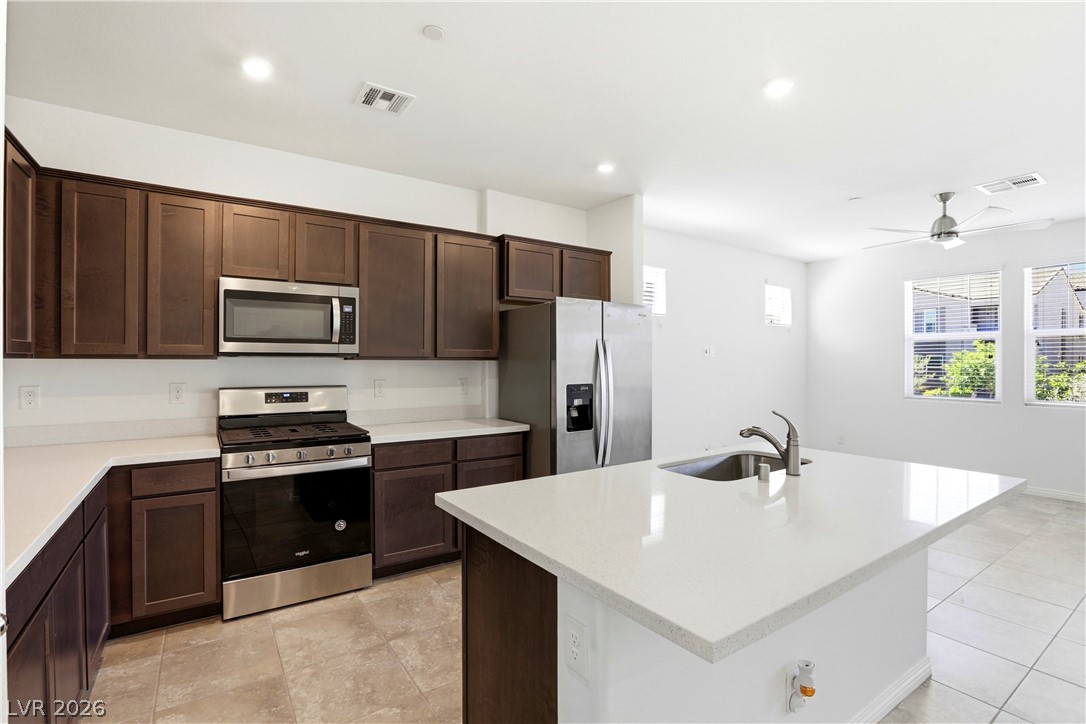 461 Ylang Place Henderson, NV 89015 - Photo 23 of 35 Beautiful cabinets