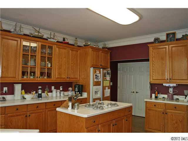 2082 Chameleon Road York, SC 29745 - Photo 8 of 16 Gallery Image 8